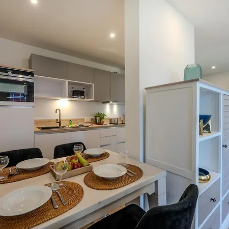 Haus Am Duenenwald - Duene 1 Apartment Zingst